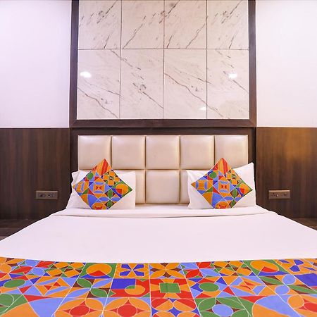 Fabhotel Grand Sparrow Tajganj Luaran gambar